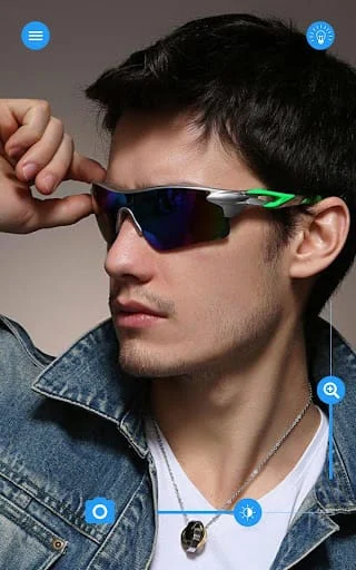 Mirror - Makeup and Shaving Screenshot 1